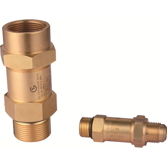صمام تخفيف ضغط المبردات الصمام الأمني المركزي AC مع -29 °C ٪ + 140 °C 0.3 ~ 4.5MPa الضغط